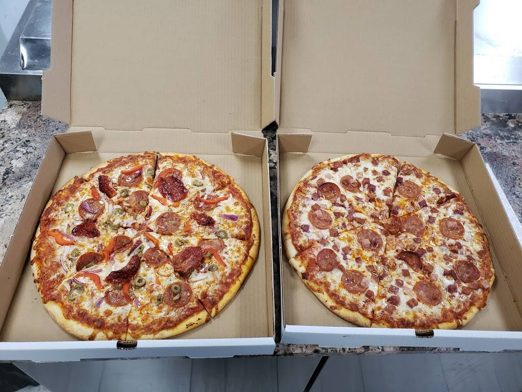 Pizza R Us | restaurant | 50 Rolling Hills Dr, Orangeville, ON L9W 4W2, Canada | 5193077492 OR +1 519-307-7492