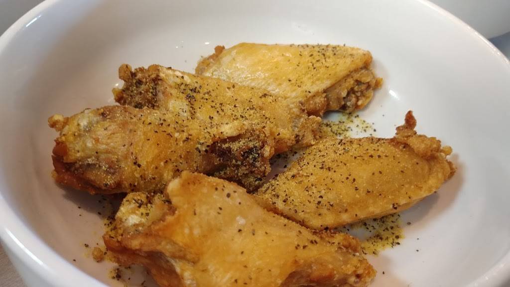 Buffalo Wings & Rings | restaurant | 1939 Roschman Ave, Lima, OH 45804, USA | 4192229464 OR +1 419-222-9464