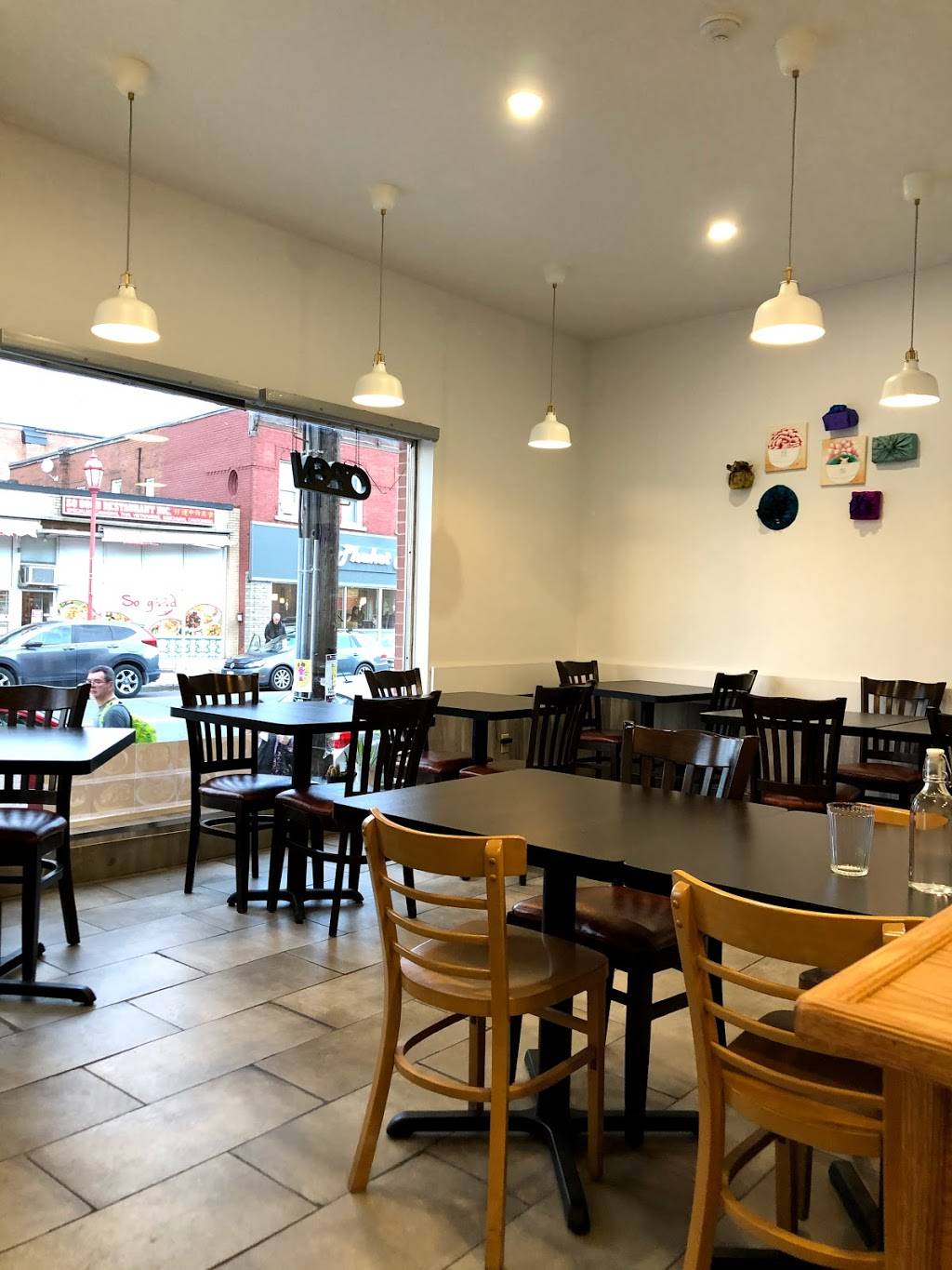 Maht Korean Restaurant | restaurant | 726 Somerset St W, Ottawa, ON K1R 6P8, Canada | 6136807268 OR +1 613-680-7268