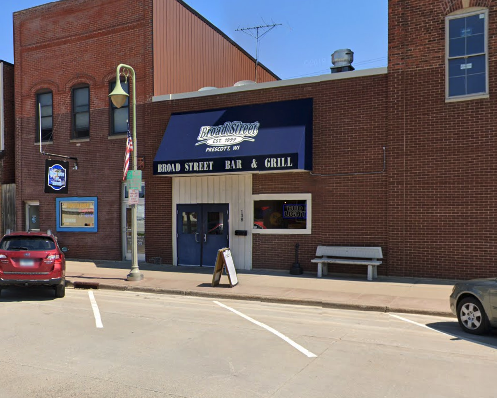 Broad Street Bar and Grill | restaurant | 138 Broad St, Prescott, WI 54021, USA | 7152623880 OR +1 715-262-3880