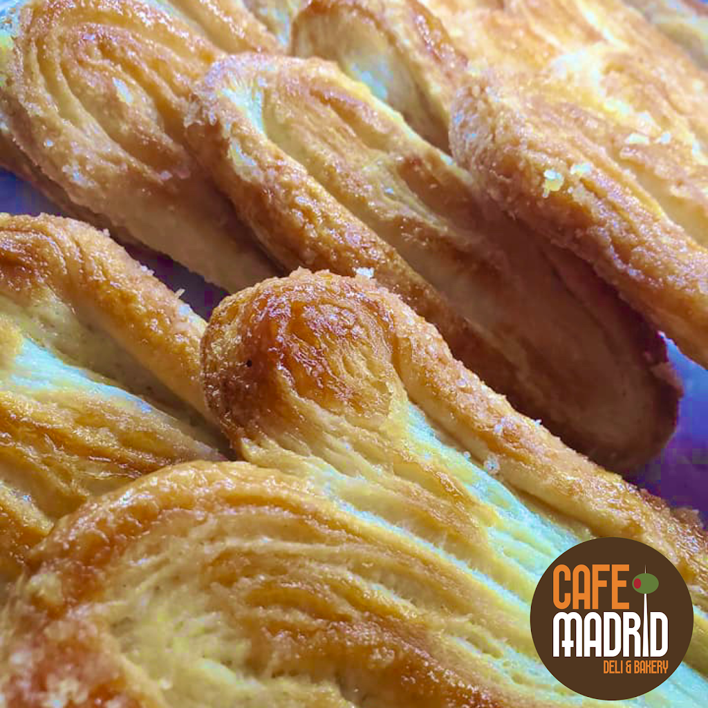 Café Madrid Deli & Bakery | cafe | 4502 Curry Ford Rd, Orlando, FL 32812, USA | 4077042698 OR +1 407-704-2698