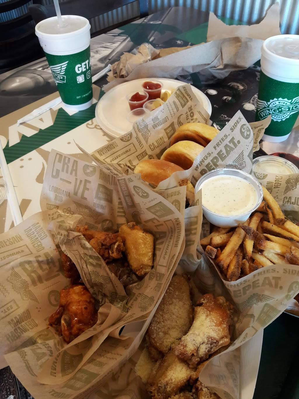 Wingstop | restaurant | 3400 Lombardy Ln Ste 107, Dallas, TX 75220, USA | 2146549464 OR +1 214-654-9464