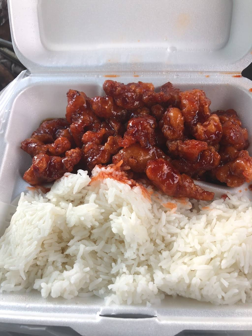 Lucky Panda | restaurant | 2596 Donald Lee Hollowell Pkwy NW, Atlanta, GA 30318, USA | 4047998838 OR +1 404-799-8838