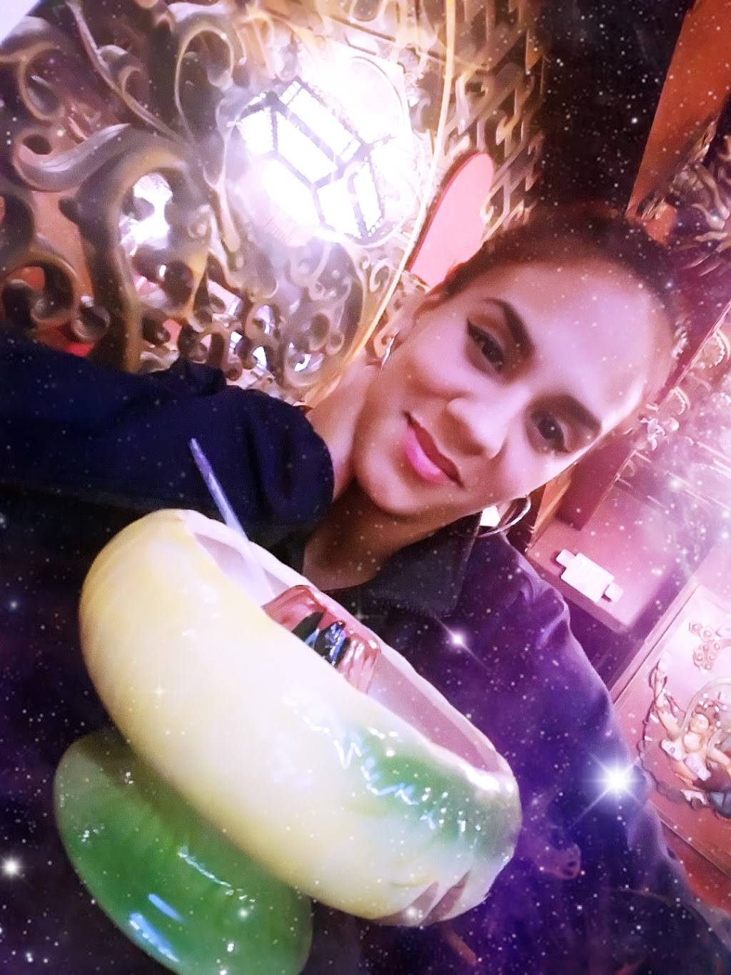 Chucks China Inn | night club | 1856 Acushnet Ave, New Bedford, MA 02746, USA | 5089987650 OR +1 508-998-7650