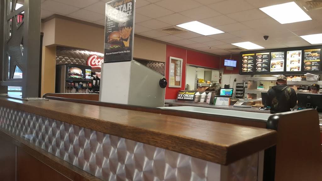 Hardees | restaurant | 5088 US-64, Copperhill, TN 37317, USA | 6154767521 OR +1 615-476-7521