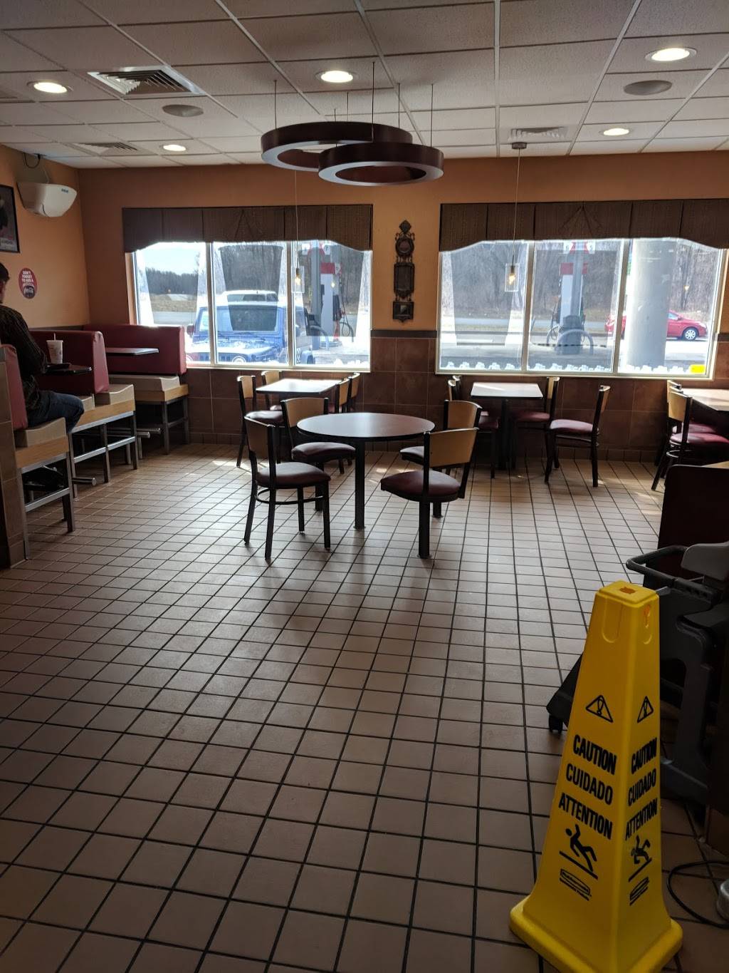 McDonalds | cafe | 5500 D Ave W, Kalamazoo, MI 49009, USA | 2693835589 OR +1 269-383-5589