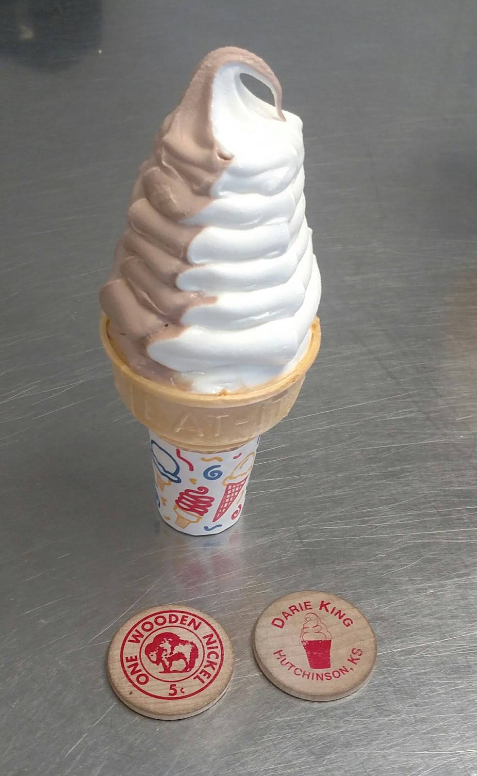 DK Carryout | meal takeaway | 1524 E 4th Ave, Hutchinson, KS 67501, USA | 6206151444 OR +1 620-615-1444