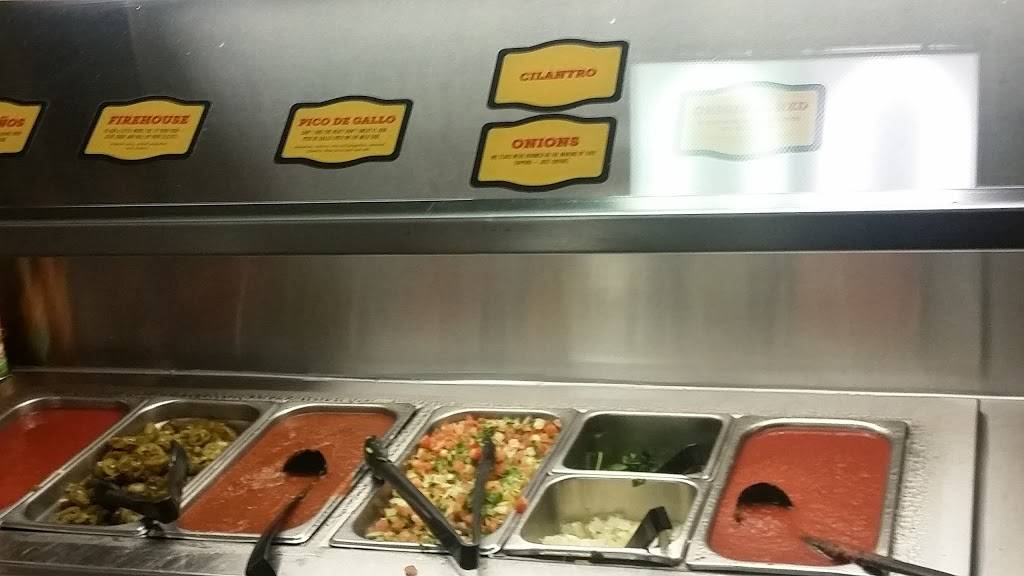 Taco Bueno | restaurant | 1936 S 1st St, Garland, TX 75040, USA | 9722710110 OR +1 972-271-0110