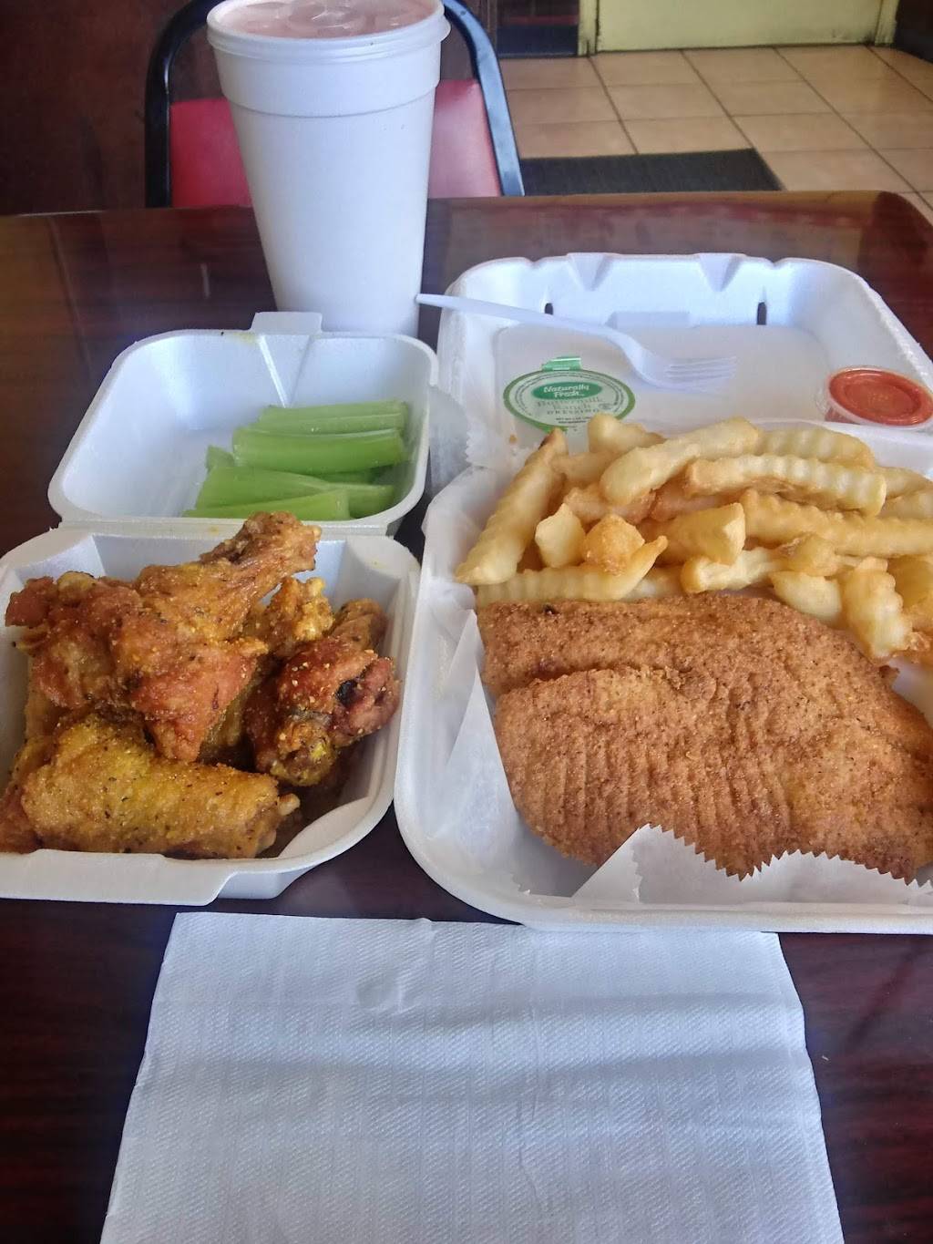 American Wings | restaurant | 890 Cleveland Ave, East Point, GA 30344, USA | 4047659946 OR +1 404-765-9946