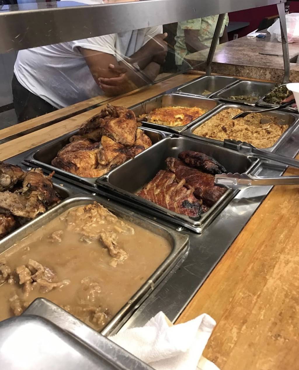 Ikes Barbecue | restaurant | 3200 Woodburn Ave, Cincinnati, OH 45207, USA | 5132210417 OR +1 513-221-0417