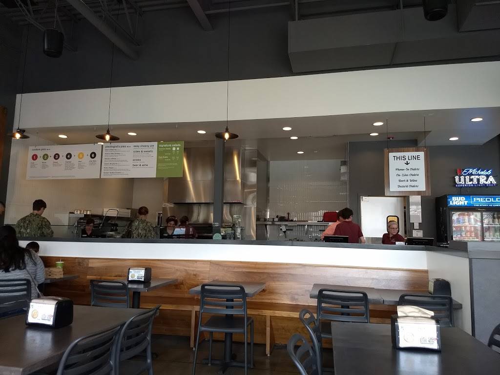 Pieology Pizzeria | restaurant | 1405 Beale St, St Charles, MO 63303, USA | 6369253912 OR +1 636-925-3912