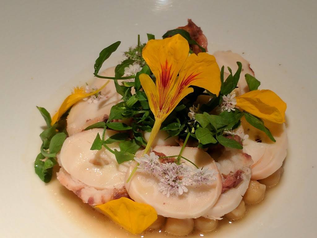 Hitchcock | restaurant | 133 Winslow Way E #100, Bainbridge Island, WA 98110, USA | 2062013789 OR +1 206-201-3789