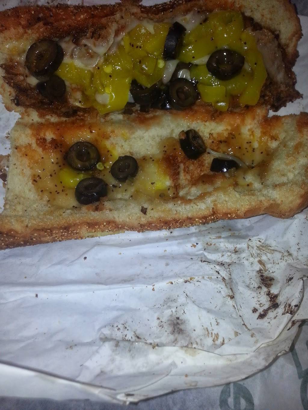 Subway | restaurant | Trinity Business Plaza, 2025 Irving Blvd Suite 101, Dallas, TX 75207, USA | 2147477827 OR +1 214-747-7827