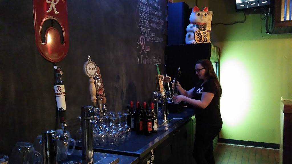 Midtown Public House | restaurant | 633 E 1st St, Port Angeles, WA 98362, USA | 3604571647 OR +1 360-457-1647