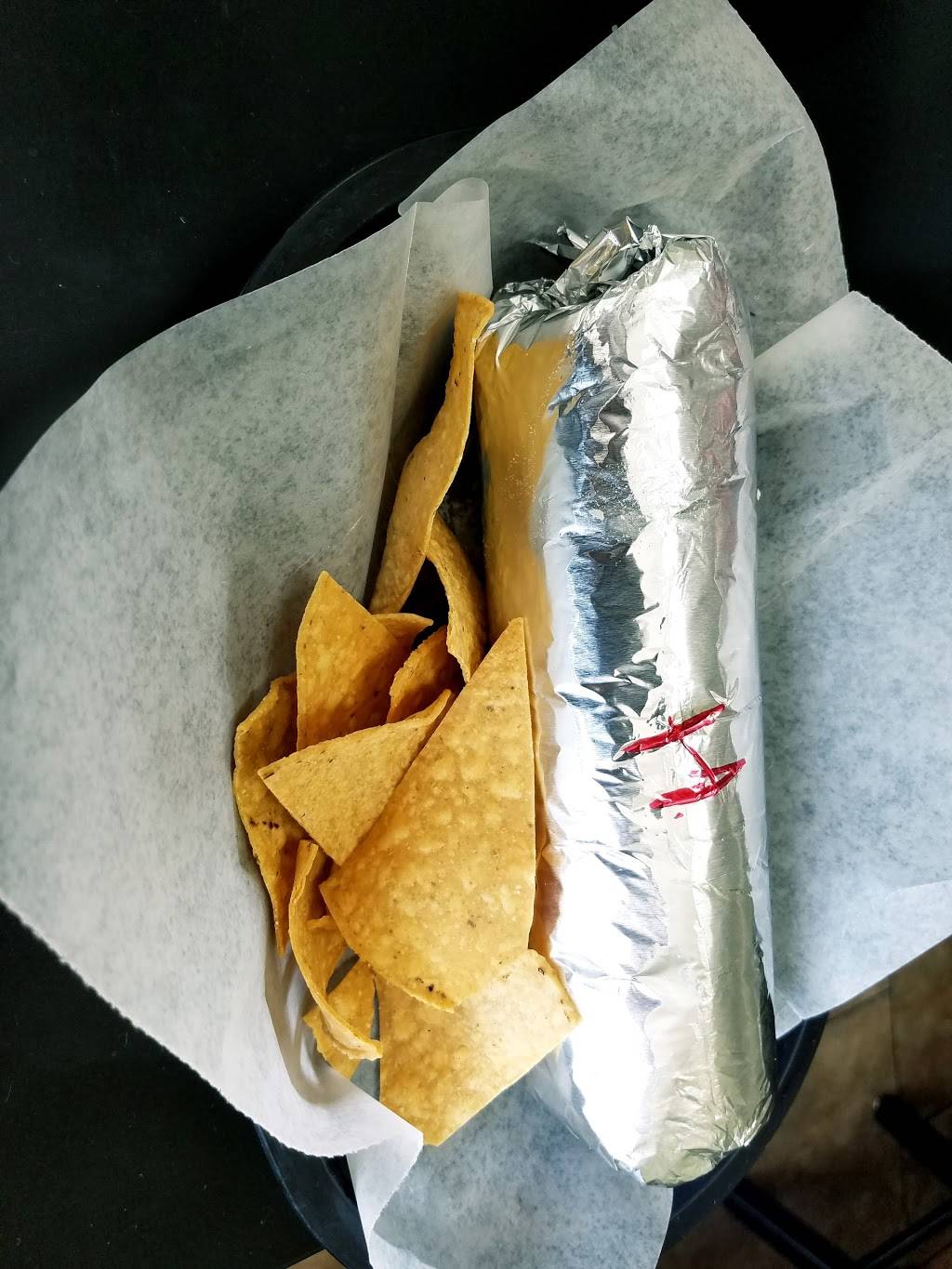 Taqueria El Tapatio Mexican Grill | restaurant | 2501 W Victory Blvd, Burbank, CA 91505, USA | 8188455561 OR +1 818-845-5561