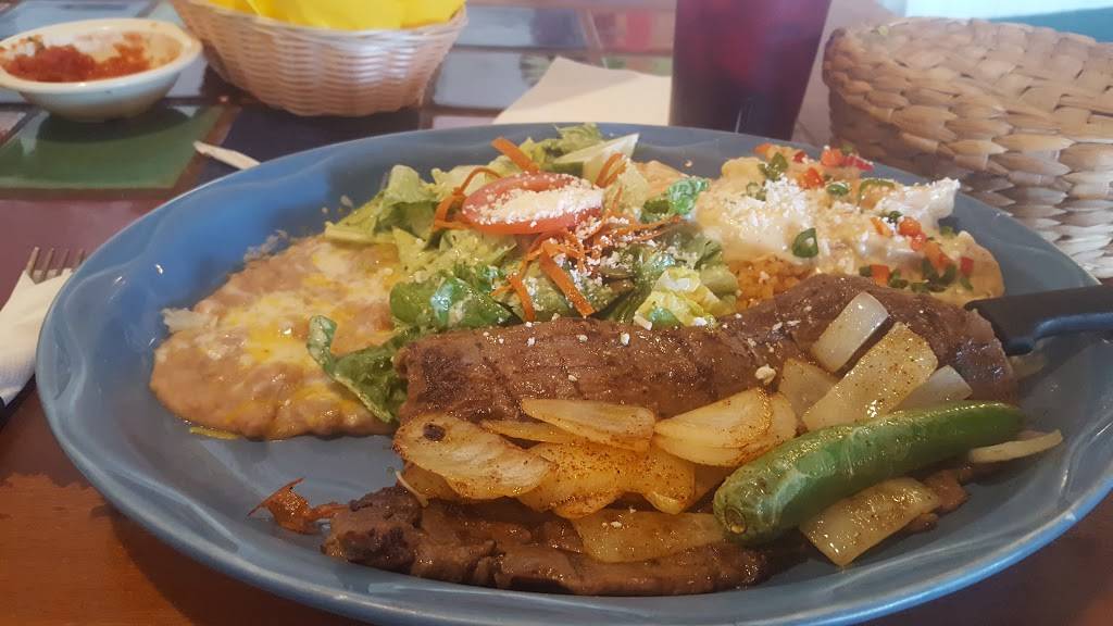 Mi Pueblo | restaurant | 9620 N Metro Pkwy W #127, Phoenix, AZ 85051, USA | 6028702953 OR +1 602-870-2953