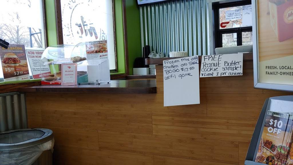 Mr. Chicken | restaurant | 9010 Darrow Rd, Twinsburg, OH 44087, USA | 3304254455 OR +1 330-425-4455