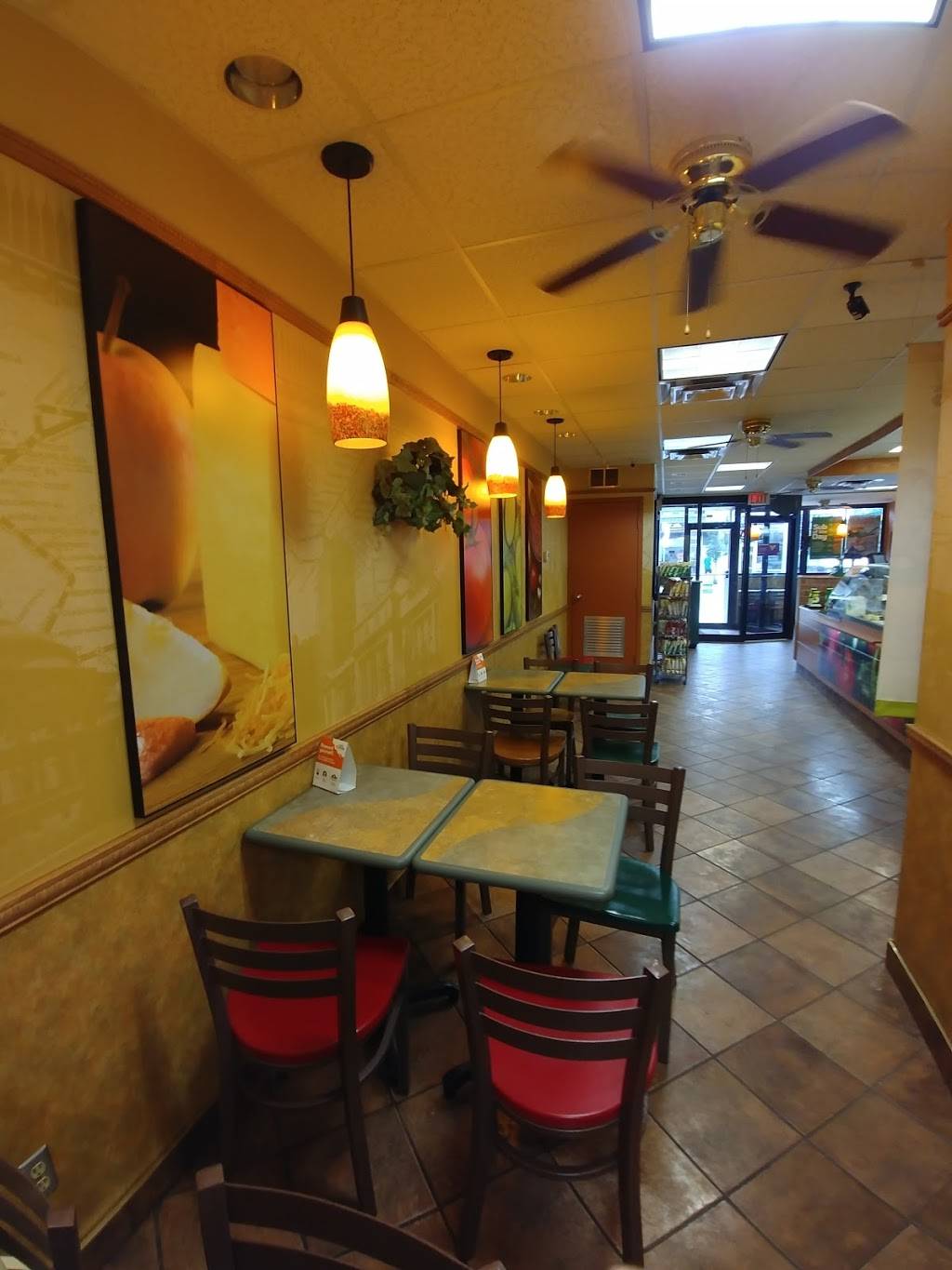Subway | restaurant | 1008 Eglinton Ave W, Toronto, ON M6C 2C5, Canada | 4167834935 OR +1 416-783-4935