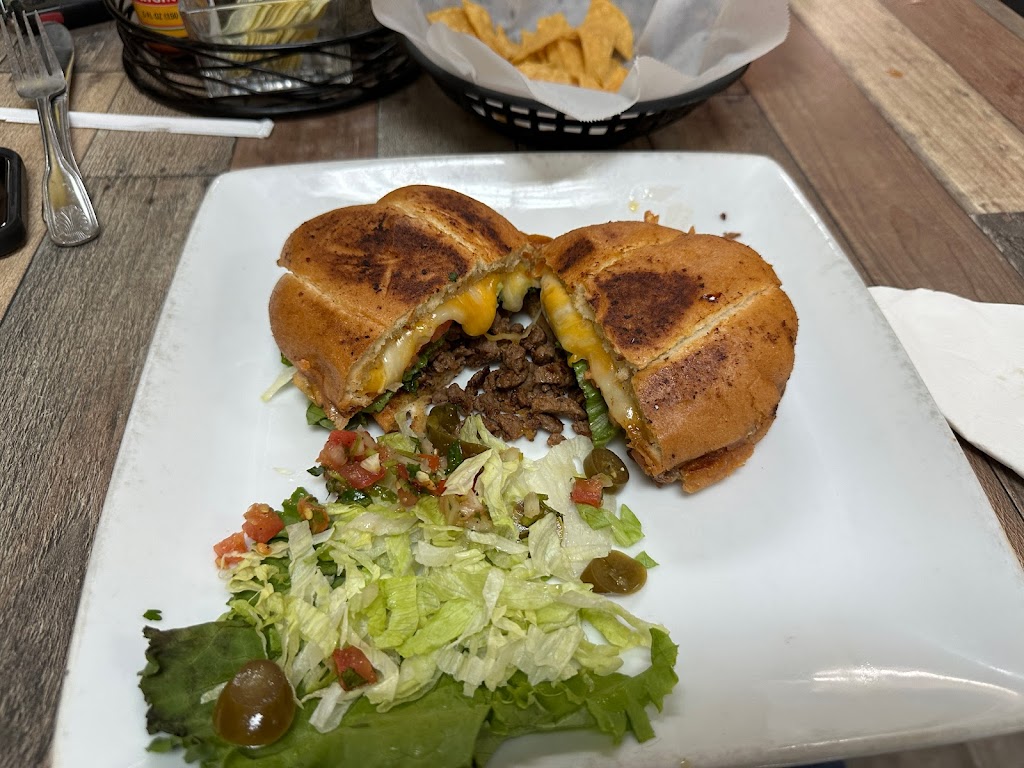 Kalocas Mexican Grill | restaurant | 607 Main St, Red Bluff, CA 96080, USA | 5306902027 OR +1 530-690-2027