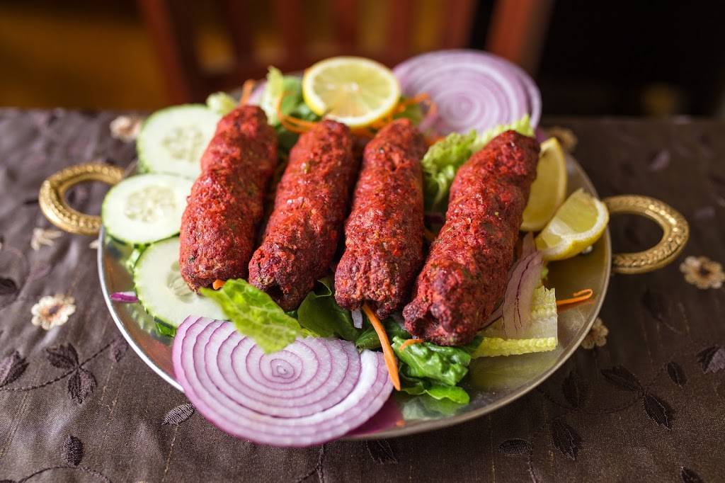 Essence of India | restaurant | 4601 N Lincoln Ave, Chicago, IL 60625, USA | 7735060002 OR +1 773-506-0002