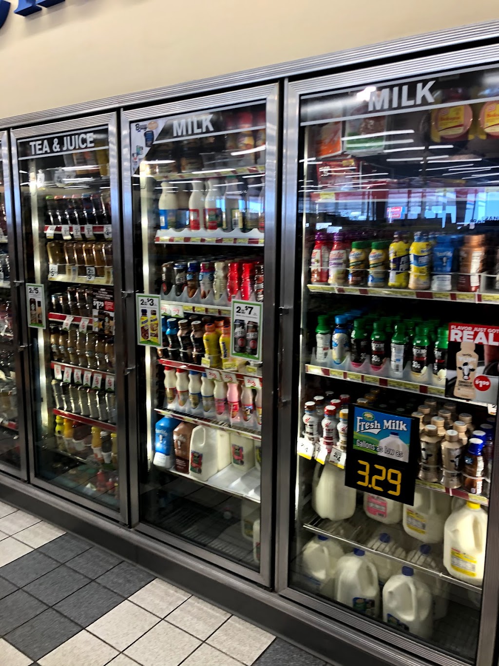 Holiday Stationstores | cafe | 635 Main St S, Cambridge, MN 55008, USA | 7636894877 OR +1 763-689-4877