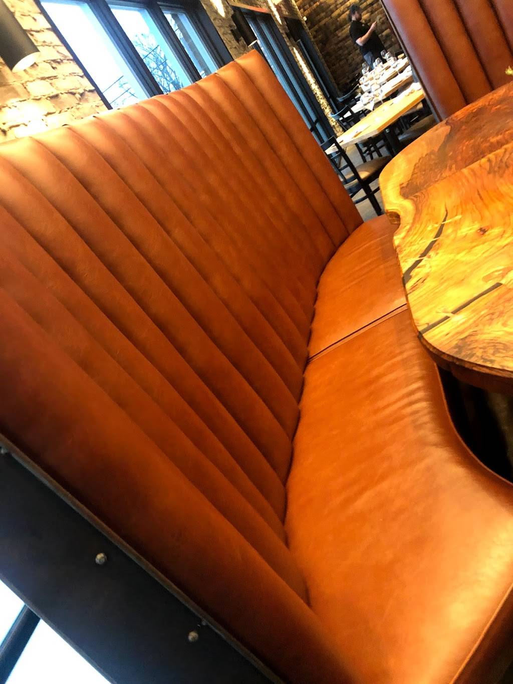 Hickory & Oak | restaurant | 705 State St, Bowling Green, KY 42101, USA | 2707159268 OR +1 270-715-9268