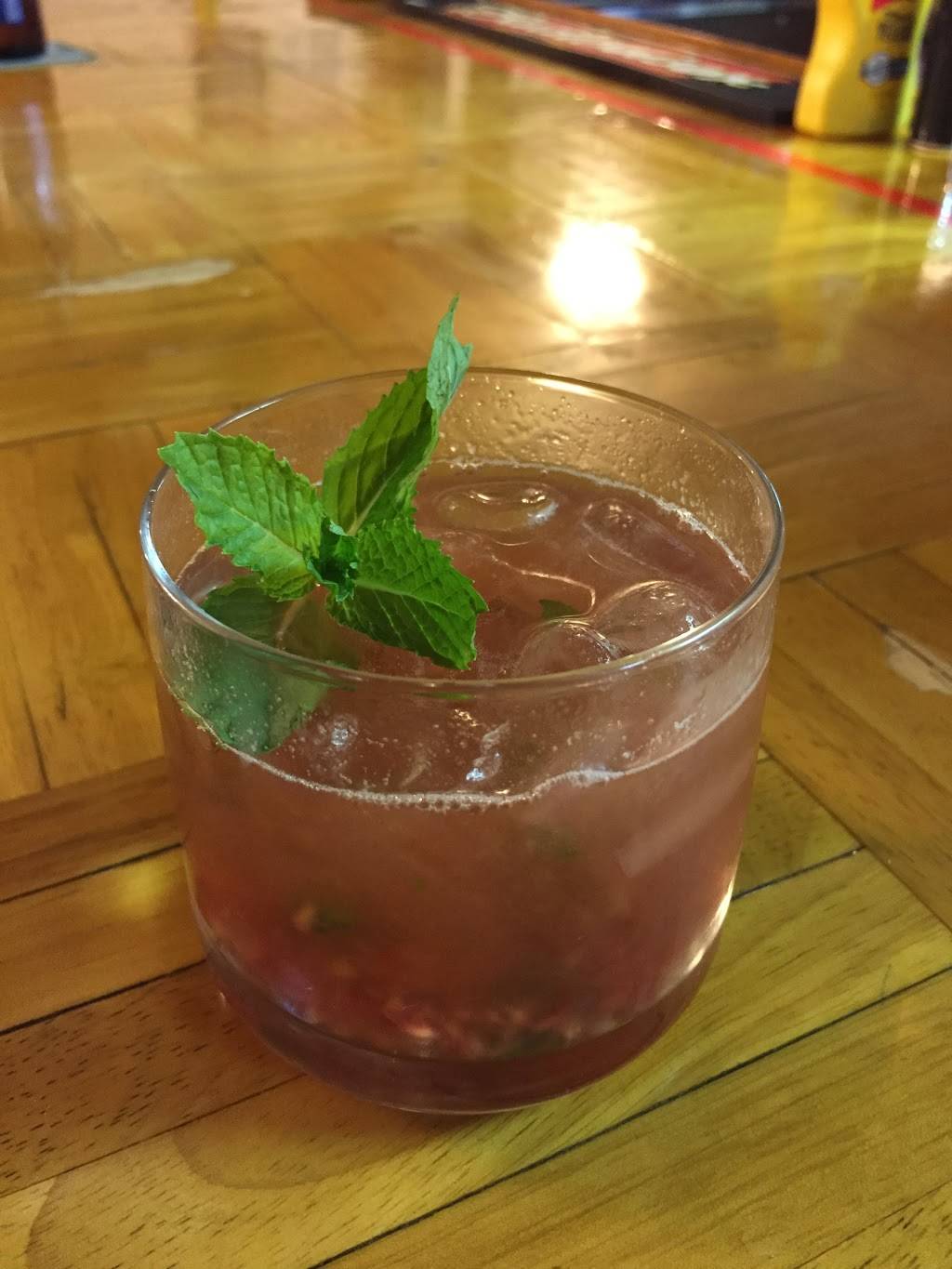 Houstons on Main | restaurant | 120 Main St, Milo, IA 50166, USA | 6419426401 OR +1 641-942-6401