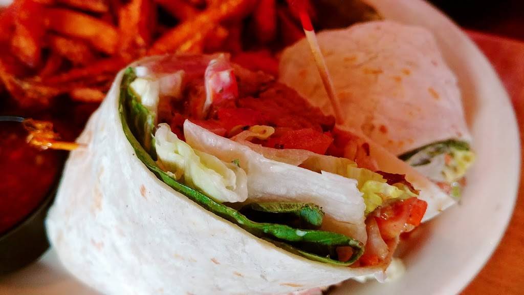 The Wild Hare Saloon & Cafe | restaurant | 1656 S Beavercreek Rd, Oregon City, OR 97045, USA | 5033037963 OR +1 503-303-7963