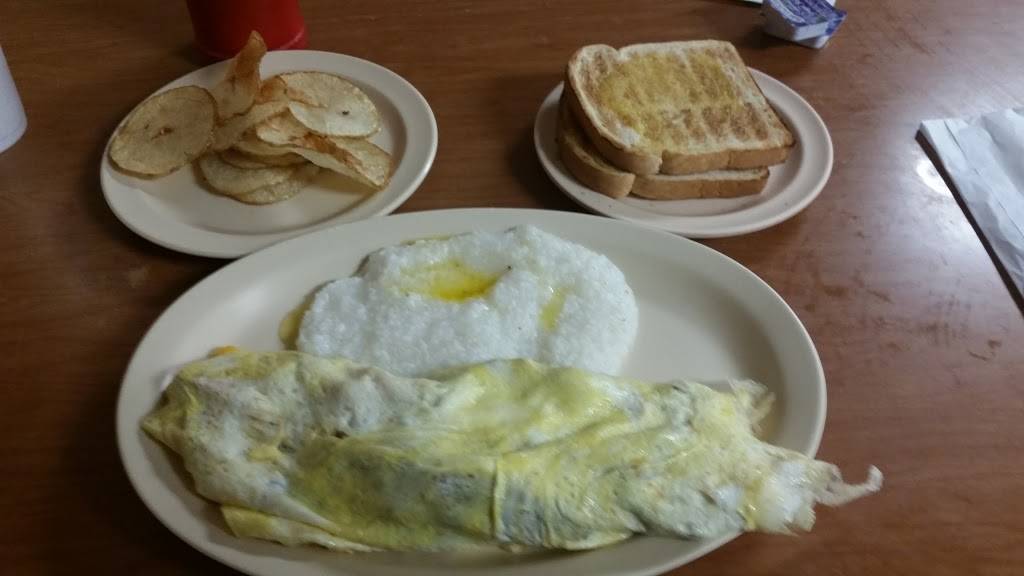 Mrs Wengers Restaurant | restaurant | 105 Charlotte Ave, Sanford, NC 27330, USA | 9197762131 OR +1 919-776-2131