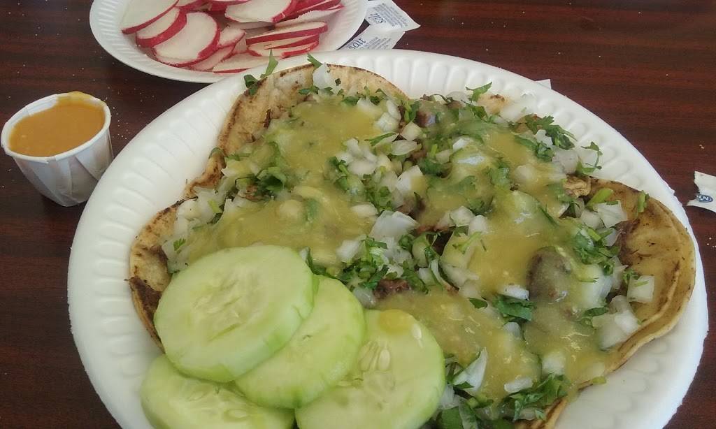 Tacos Estilo Guadalajara | restaurant | 13121 Lakewood Blvd, Downey, CA 90242, USA | 5626336969 OR +1 562-633-6969