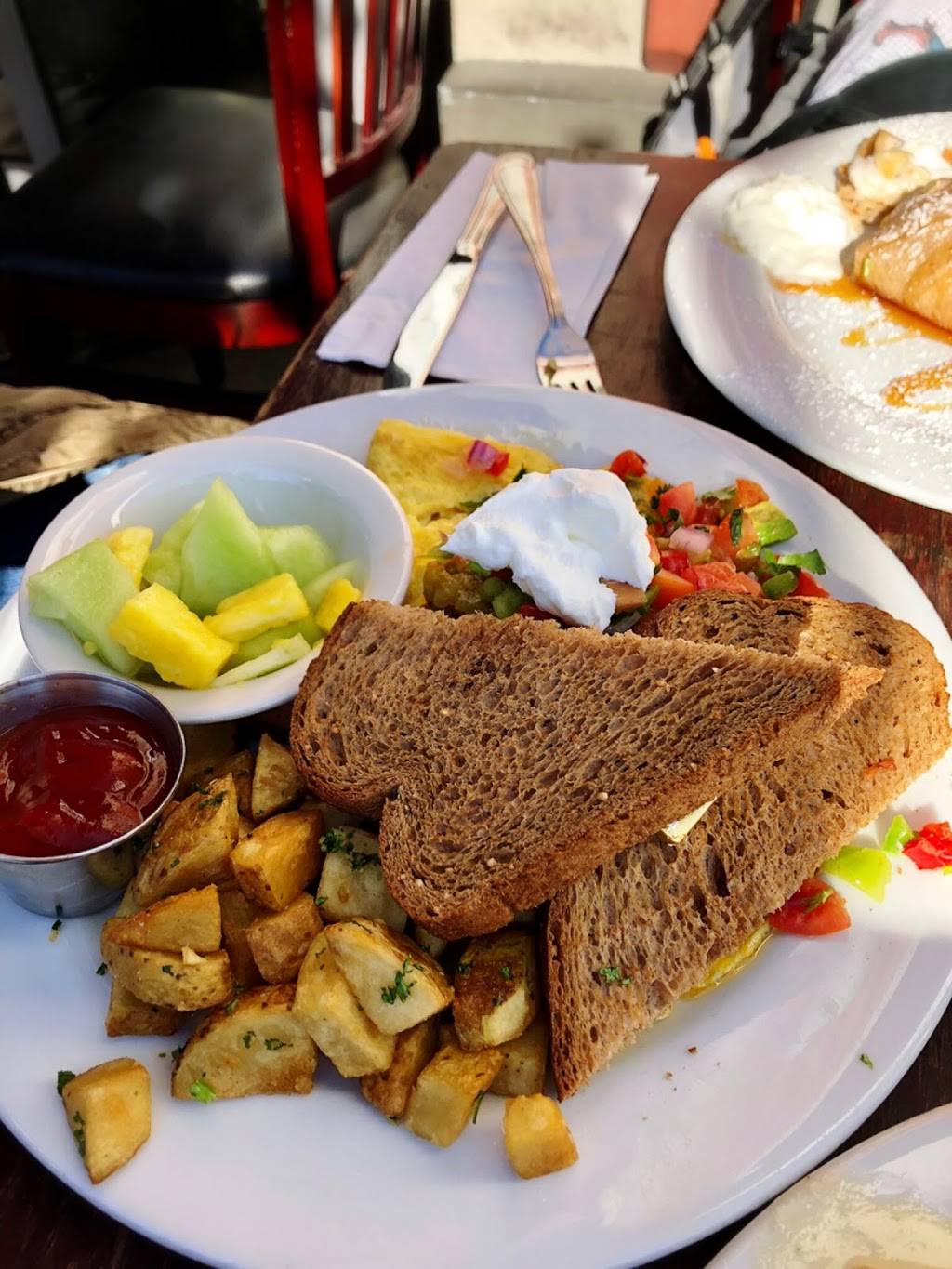 La Creperie Cafe | meal takeaway | 4911 E 2nd St, Long Beach, CA 90803, USA | 5624348499 OR +1 562-434-8499