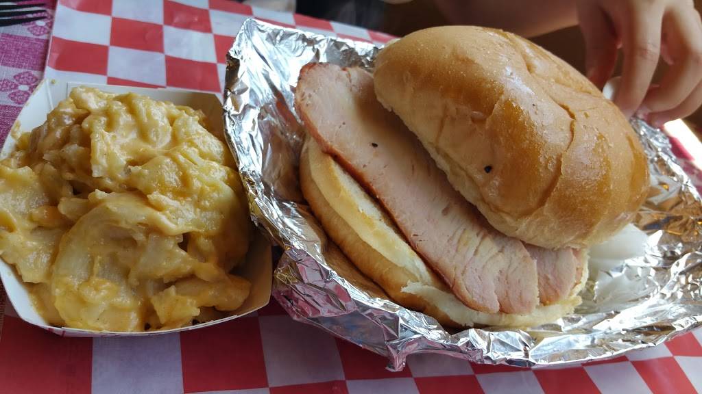 SouthernQ BBQ and Catering | restaurant | 16540 Kuykendahl Rd, Houston, TX 77068, USA | 8322504851 OR +1 832-250-4851