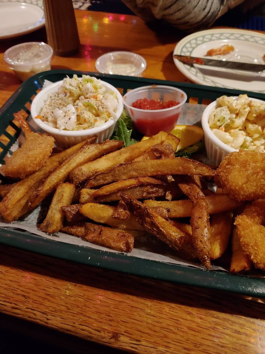 Tinys Grill | restaurant | 1014 State St, Utica, NY 13502, USA | 3157329497 OR +1 315-732-9497