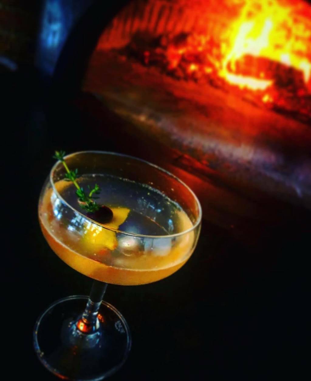 Ember & Oak | restaurant | 712 E New Haven Ave, Melbourne, FL 32901, USA | 3217226285 OR +1 321-722-6285