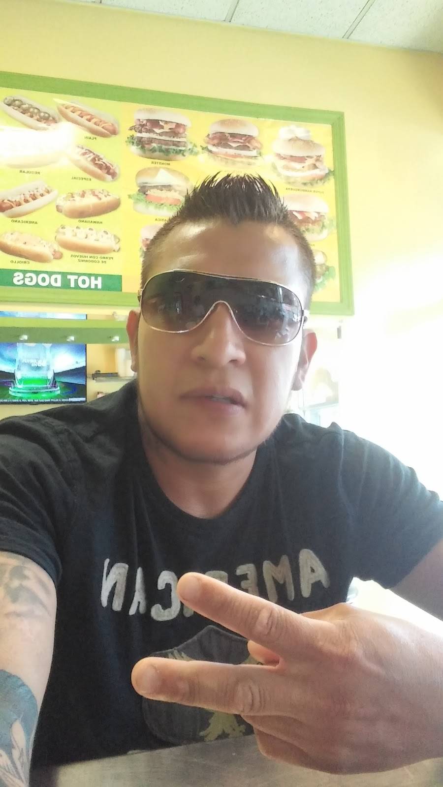 El Perro | restaurant | 80-26 Northern Blvd, Jackson Heights, NY 11372, USA | 7184240763 OR +1 718-424-0763