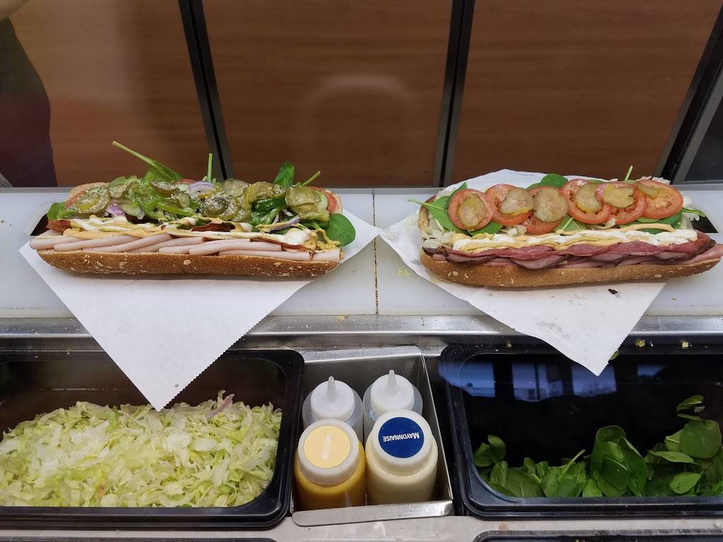 Subway | meal takeaway | 3900 S 2300 E, Salt Lake City, UT 84124, USA | 8012722821 OR +1 801-272-2821