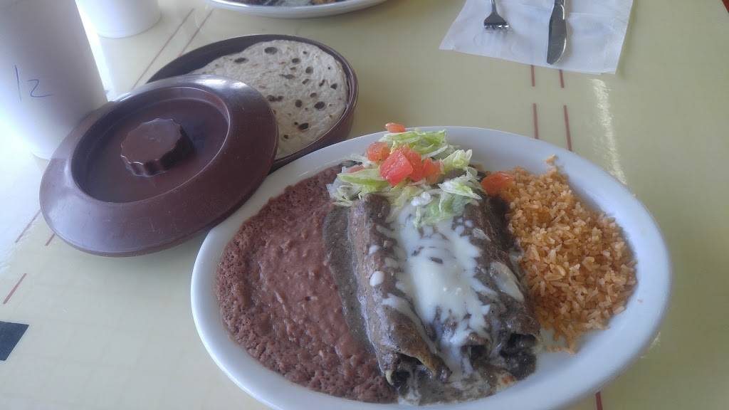 Frijoles Mexican Restaurant | restaurant | 301 N Ww White Rd, San Antonio, TX 78219, USA | 2103339432 OR +1 210-333-9432