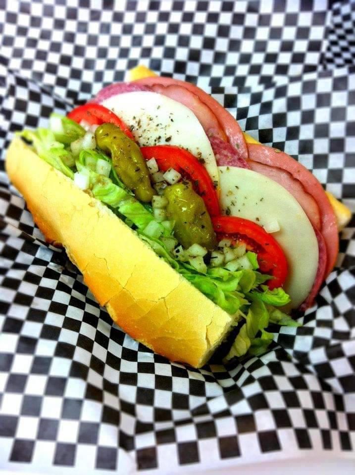 Kenney Ds | restaurant | 8060 E 22nd St #100, Tucson, AZ 85710, USA | 5207228900 OR +1 520-722-8900