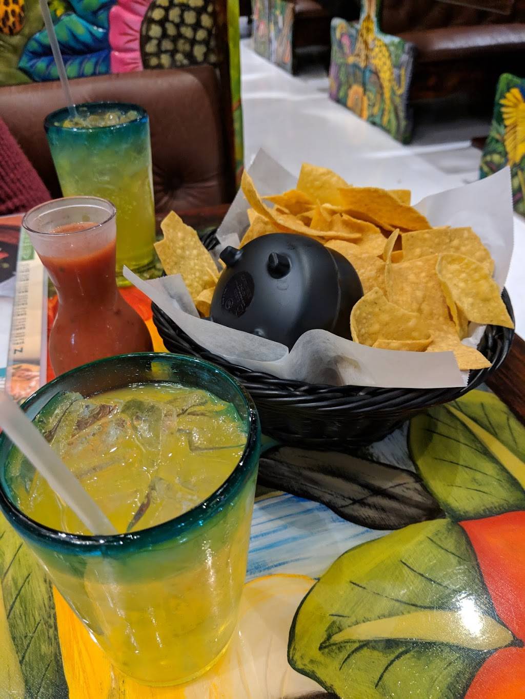 Viva Mas Mexican Restaurant & Cantina | restaurant | 2550 E 3rd St, Bloomington, IN 47401, USA | 8122878783 OR +1 812-287-8783