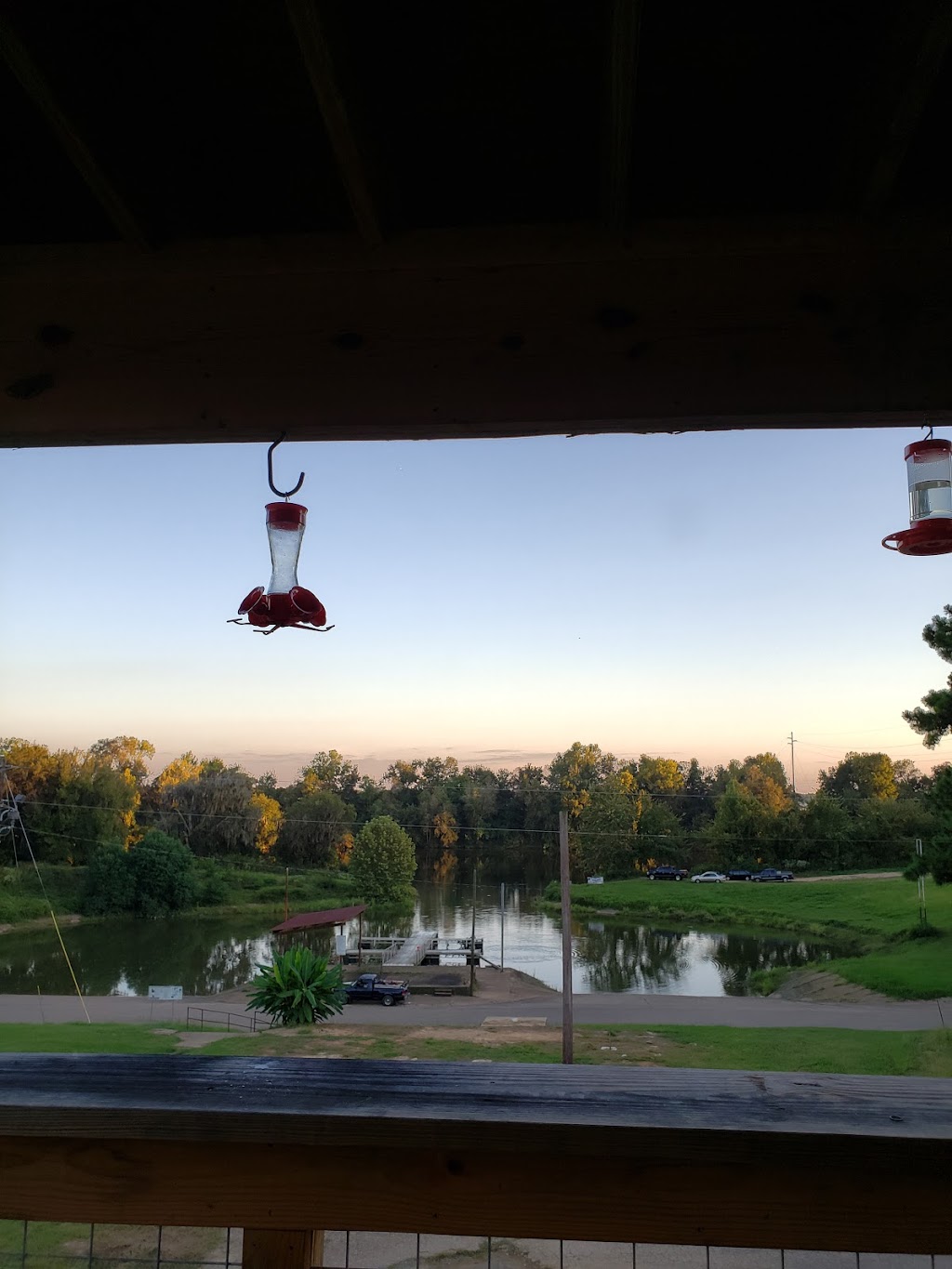 The Sandbar | restaurant | 1 Marina Dr, Selma, AL 36701, USA | 3348771444 OR +1 334-877-1444