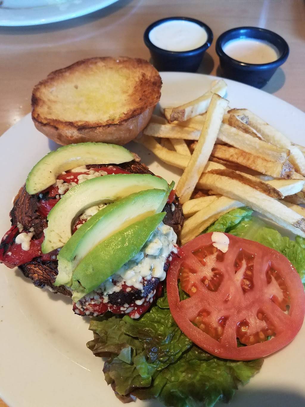 Cedar Creek Pub | restaurant | 2100 North Ursula Street+1 303-537-4124, Aurora, CO 80045, USA | 3035374124 OR +1 303-537-4124