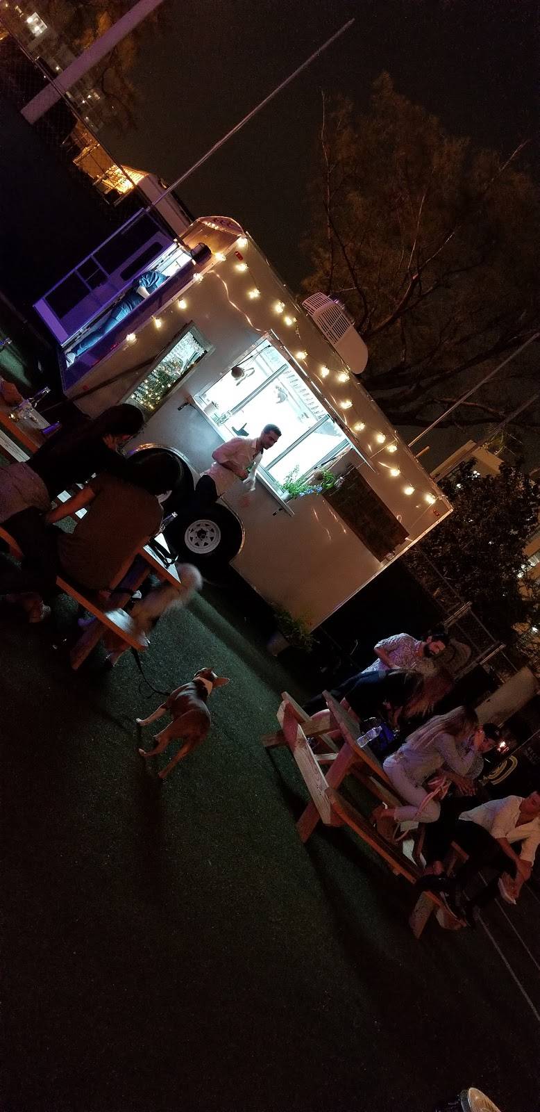 Tierra Besame | restaurant | 2728 NE 2nd Ave, Miami, FL 33137, USA | 3057977534 OR +1 305-797-7534