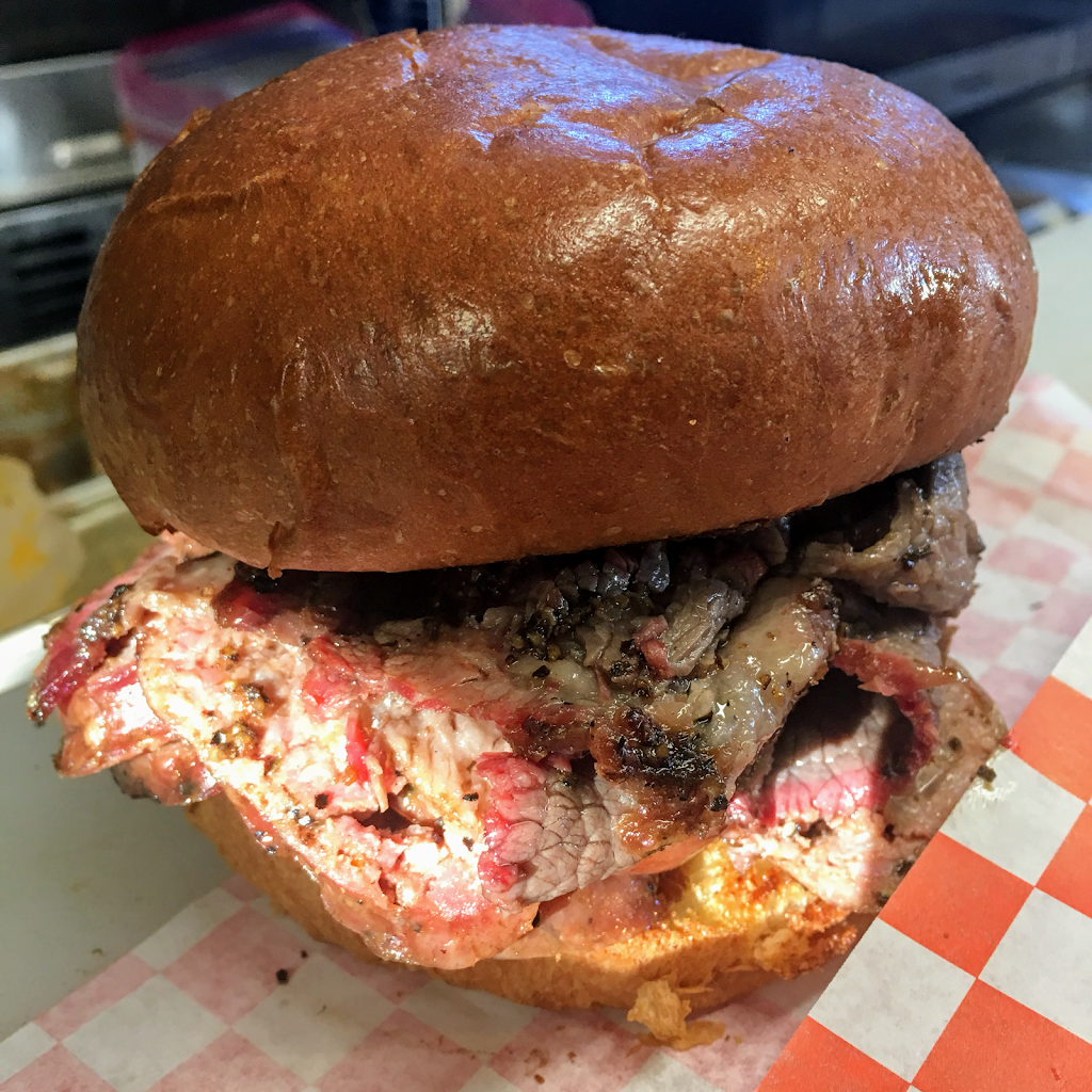 Fat BBQ Shack Express | restaurant | 2601 Oceanside Blvd, Oceanside, CA 92054, USA | 4026398310 OR +1 402-639-8310