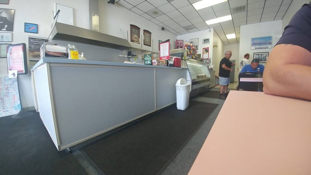 Frankies | restaurant | 1969 Sunset Point Rd, Clearwater, FL 33765, USA | 7274463775 OR +1 727-446-3775