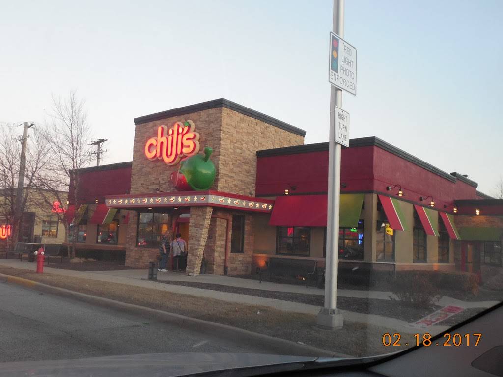 Chilis Grill & Bar | meal takeaway | 7225 W Cermak Rd, North Riverside, IL 60546, USA | 7082210051 OR +1 708-221-0051