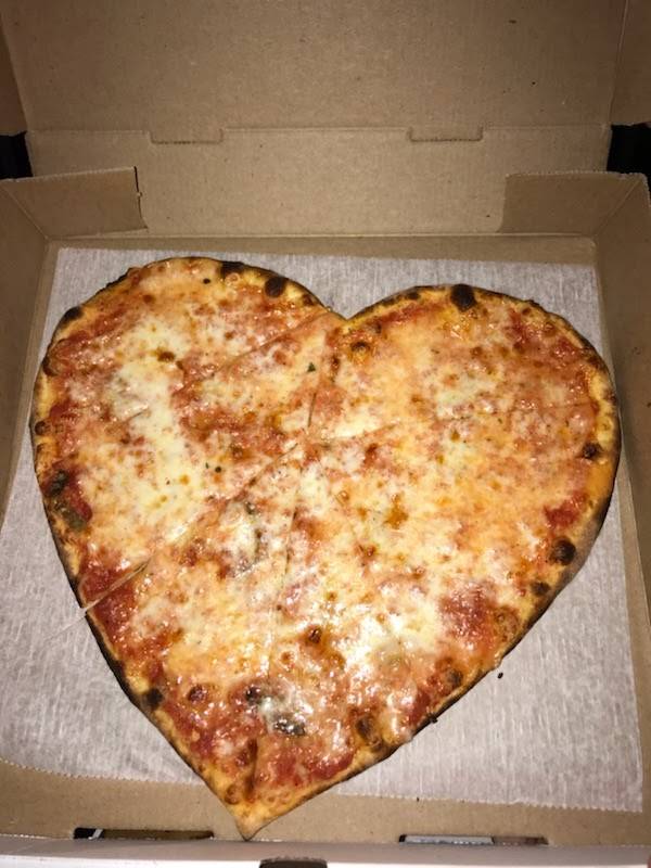 Paulie’s Brickhouse | restaurant | 264 Central Ave, Jersey City, NJ 07307, USA | 2014341188 OR +1 201-434-1188