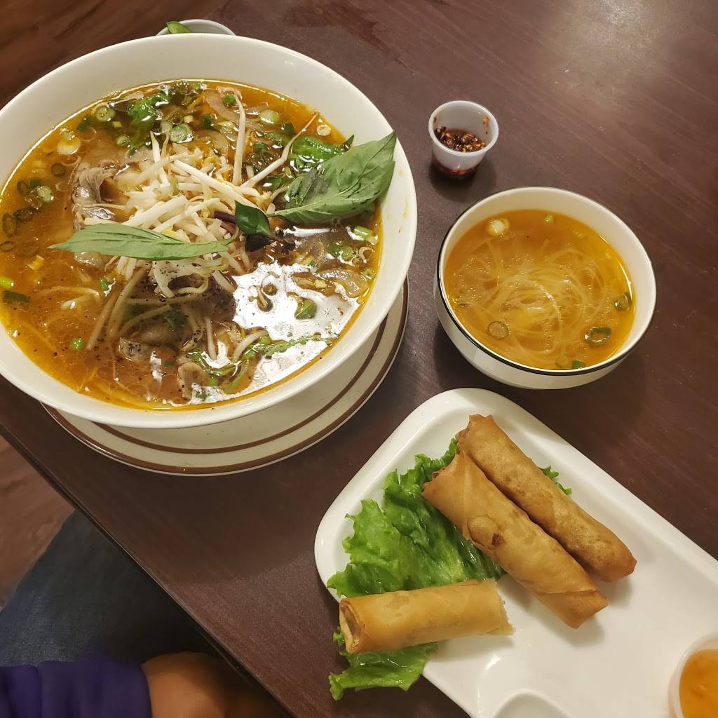 Pho Viet | restaurant | 104 St Paul St, Baltimore, MD 21202, USA | 4102441428 OR +1 410-244-1428