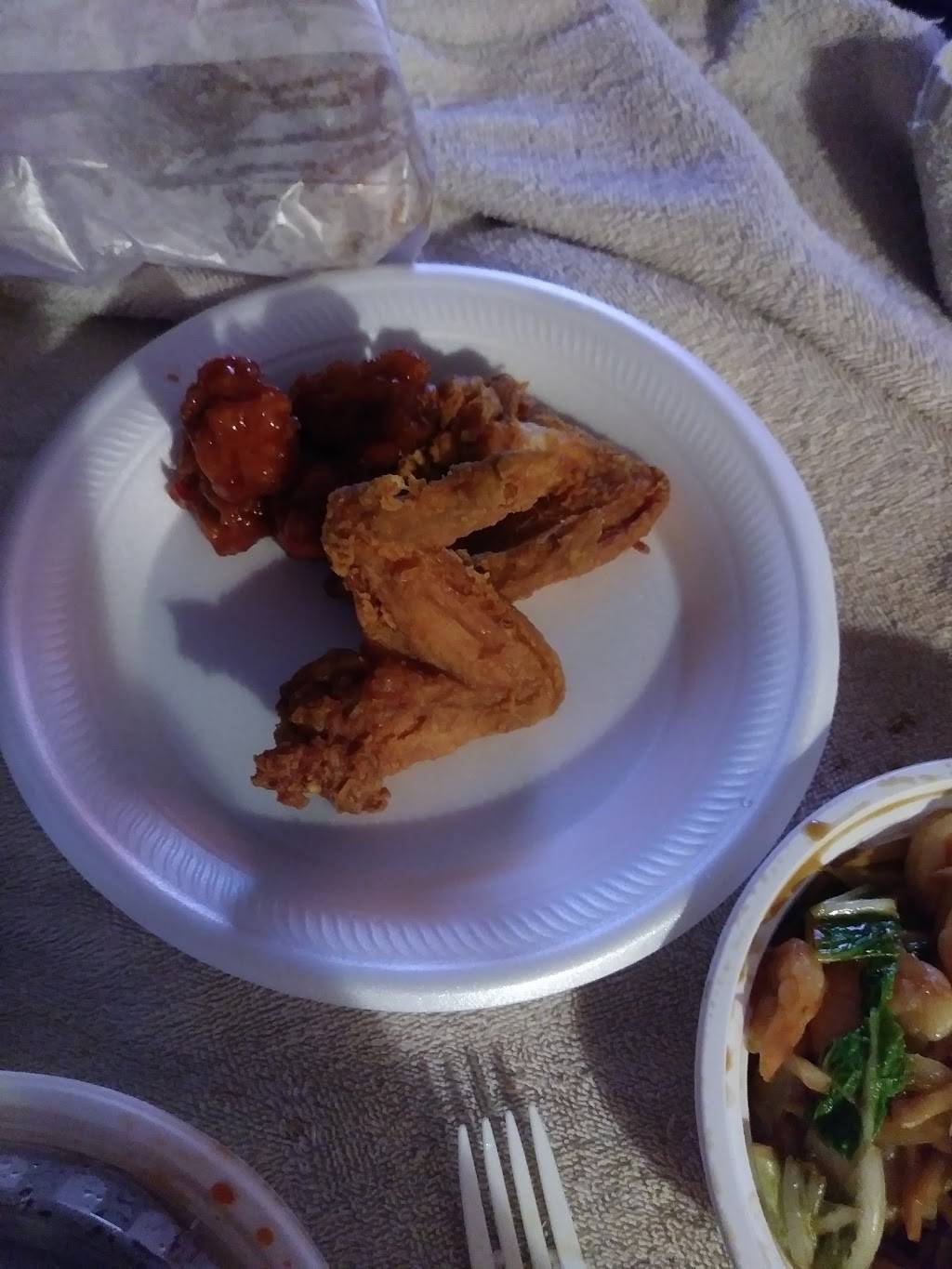 Wok & Roast | restaurant | #5, 4621, 2313 E Venango St, Philadelphia, PA 19134, USA | 2155332744 OR +1 215-533-2744