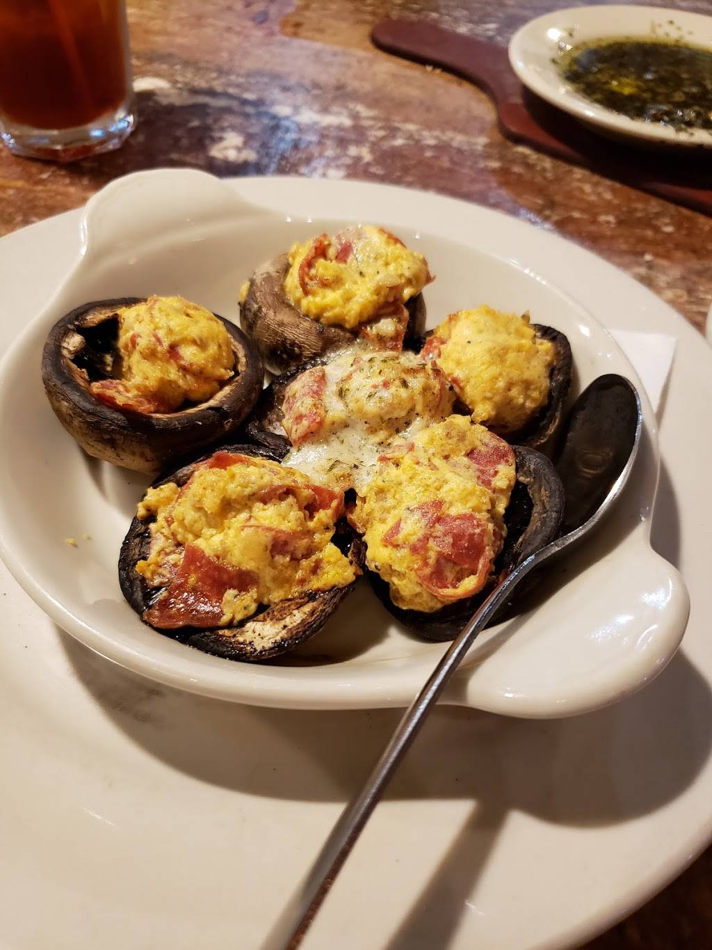 Zios Italian Kitchen | restaurant | 2035 S Meridian Ave, Oklahoma City, OK 73108, USA | 4056809999 OR +1 405-680-9999