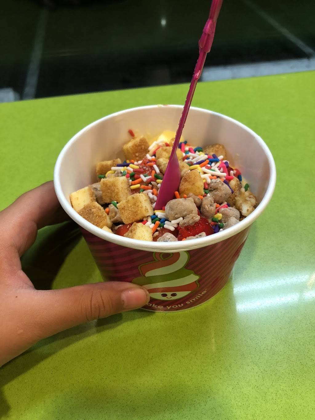 Menchies Frozen Yogurt | bakery | 2515 Artesia Blvd Ste E, Redondo Beach, CA 90278, USA | 3103704888 OR +1 310-370-4888